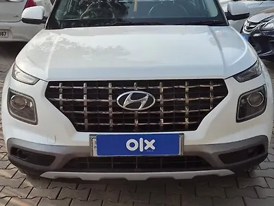 2022 Hyundai Venue S Plus 1.2 Petrol 1
