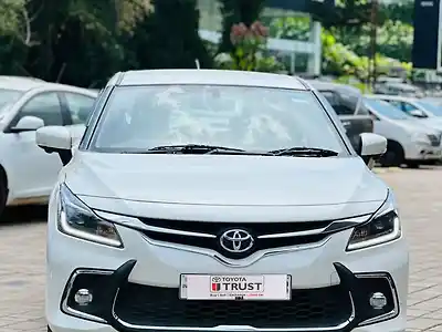 2023 टोयोटा ग्लैंजा V Petrol Manual 1
