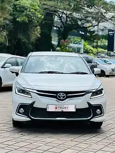 2023 टोयोटा ग्लैंजा V Petrol Manual 1 2023 टोयोटा ग्लैंजा V Petrol Manual 1