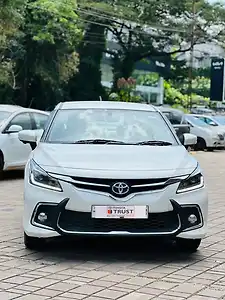 2023 टोयोटा ग्लैंजा V Petrol Manual 1