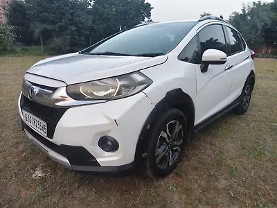 2017 Honda WR-V VX MT Diesel 1 2017 Honda WR-V VX MT Diesel 1
