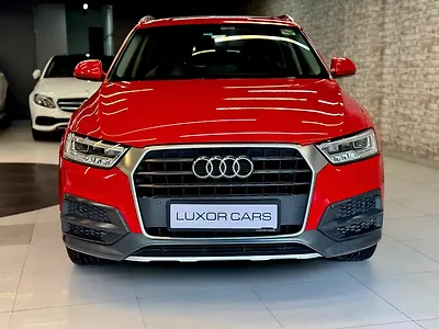 2019 Audi Q3 30 TFSI Premium 1