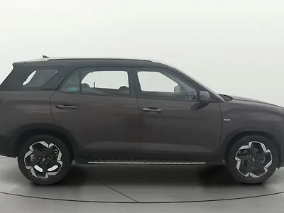 2021 Hyundai Alcazar Platinum (O) 7 Seater 1.5 Diesel AT