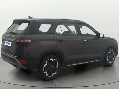 2021 Hyundai Alcazar Platinum (O) 7 Seater 1.5 Diesel AT