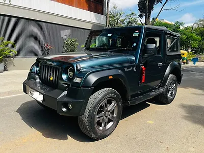 2022 Mahindra Thar LX Convertible Diesel AT