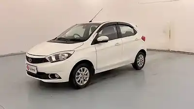 2018 टाटा टियागो रेवोट्रॉन xz प्लस 1 2018 टाटा टियागो रेवोट्रॉन xz प्लस 1