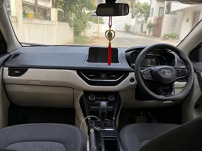2022 Tata Nexon XZA Plus