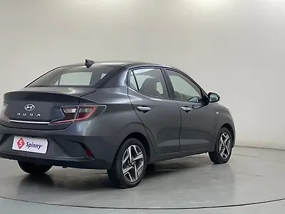 2021 Hyundai Aura SX Plus 1.2 AMT Petrol