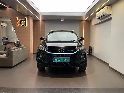 2022 टाटा नेक्सन ईवी xz प्लस डार्क इडिशन 1 2022 टाटा नेक्सन ईवी xz प्लस डार्क इडिशन 1
