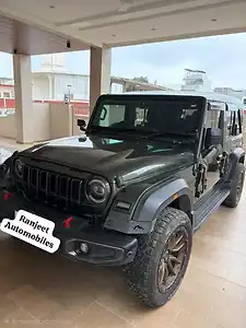 2025 महिंद्रा थार रॉक्स AX7 L 4WD Diesel 2.2L Turbo Manual 1