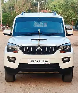 2015 Mahindra Scorpio S10 1