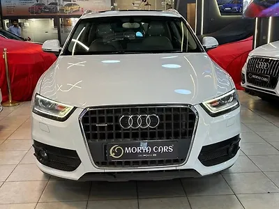 2015 Audi Q3 35 TDI Premium Plus + Sunroof 1