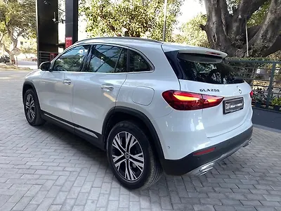 2026 Mercedes-Benz GLA 200