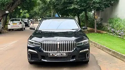 2022 BMW 7-Series 740 Li M Sport 1