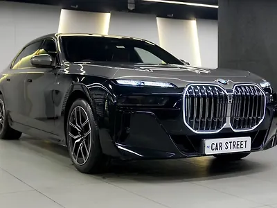 2023 BMW 7 Series 740i M Sport