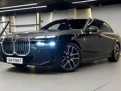 2023 BMW 7 Series 740i M Sport