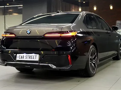 2023 BMW 7 Series 740i M Sport