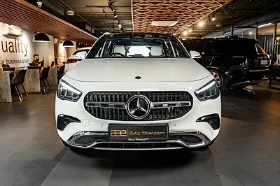 2025 Mercedes-Benz GLA 200 1 2025 Mercedes-Benz GLA 200 1