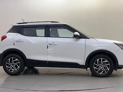 2024 Mahindra XUV300 W8 (O) 1.2 Petrol