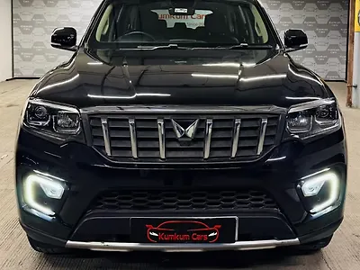 2024 Mahindra Scorpio N Z8 Diesel AT 2WD 7 STR [2023-2024] 1