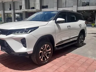 2024 Toyota Fortuner Legender 2.8 4X4 AT