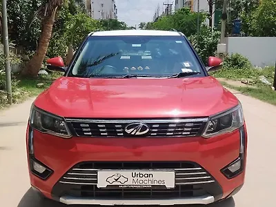 2021 Mahindra XUV300 W8 (O) 1.5 Diesel [2020] 1
