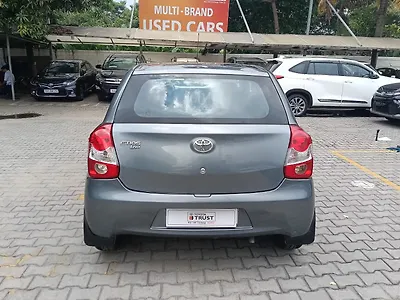 2013 Toyota Etios Liva G SP
