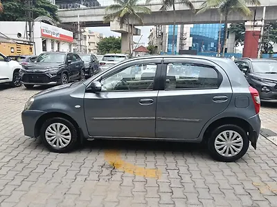 2013 Toyota Etios Liva G SP