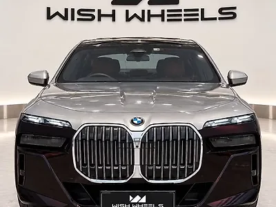 2023 BMW 7-Series 740i M Sport 1
