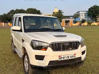 2017 महिंद्रा स्कॉर्पियो s4 प्लस 1