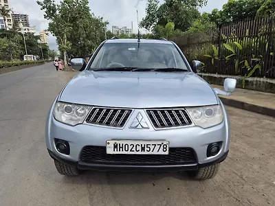 2013 Mitsubishi Pajero 2.5 MT 1