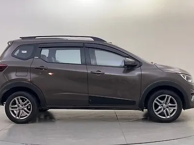 2021 Renault Triber RXZ EASY-R AMT