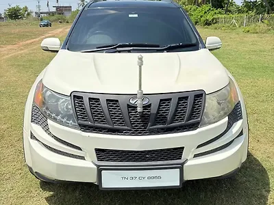 2014 Mahindra XUV500 W8 1
