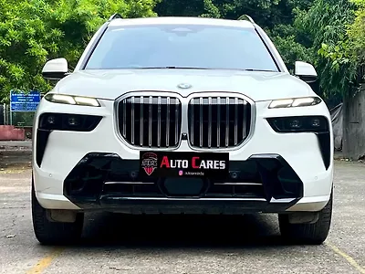 2025 BMW X7 xDrive40i M Sport 1