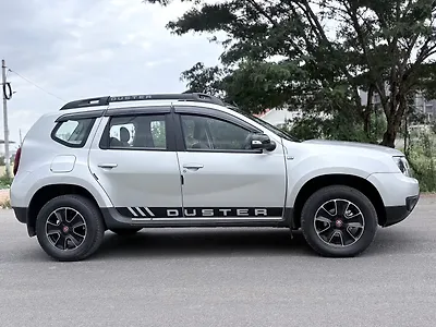 2017 Renault Duster RXS CVT