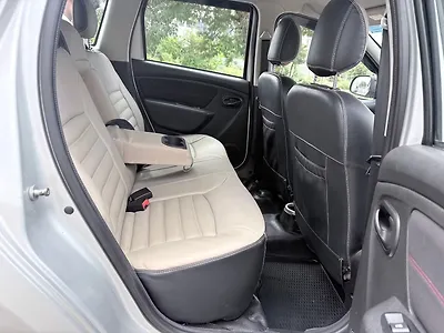 2017 Renault Duster RXS CVT