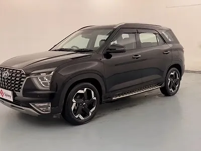2021 Hyundai Alcazar Signature (O) 6 STR 1.5 Diesel AT 1