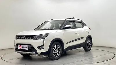 2022 Mahindra XUV300 W8 (O) 1.5 Diesel AMT 1 2022 Mahindra XUV300 W8 (O) 1.5 Diesel AMT 1
