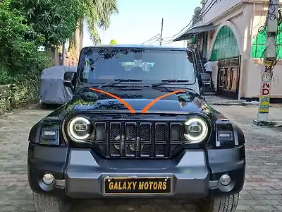 2025 महिंद्रा थार रॉक्स MX5 2WD Diesel 2.2L Turbo Manual 1