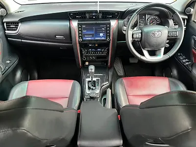 2023 Toyota Fortuner Legender 4X2 2WD Diesel Turbo Automatic Dual Tone