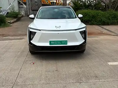 2025 महिंद्रा XEV 9e Pack Three 79.0 kWh 7.2kW Charger 1