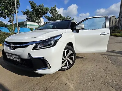 2026 टोयोटा ग्लैंजा G Petrol Automatic 1