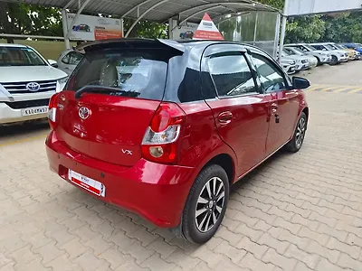 2019 Toyota Etios Liva VX Dual Tone