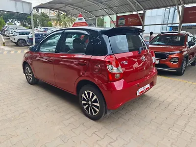 2019 Toyota Etios Liva VX Dual Tone