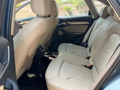 2016 Audi Q3 35 TDI Premium + Sunroof