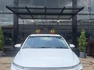 2023 हुंडई वरना sx (O)1.5 एमपीआई 1