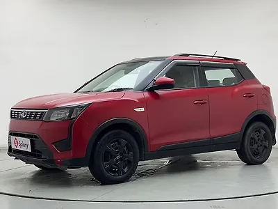 2019 Mahindra XUV300 W6 1.2 Petrol [2019] 1