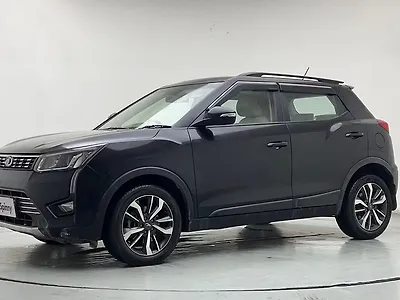 2021 Mahindra XUV300 W8 (O) 1.2 Petrol 1