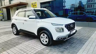 2020 हुंडई वेन्यू s 1.2 पेट्रोल 1