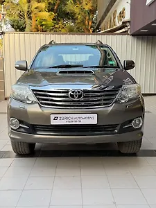 2015 Toyota Fortuner 3.0 4x2 AT 1 2015 Toyota Fortuner 3.0 4x2 AT 1